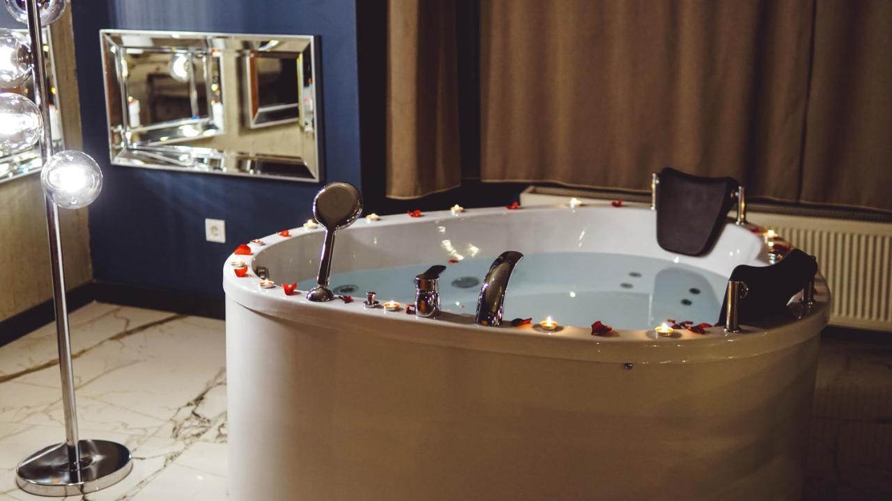 Mas Suites Karakoey Истанбул Екстериор снимка