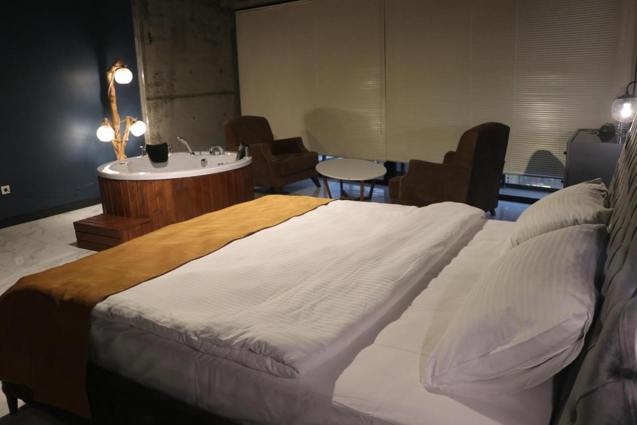 Mas Suites Karakoey Истанбул Екстериор снимка